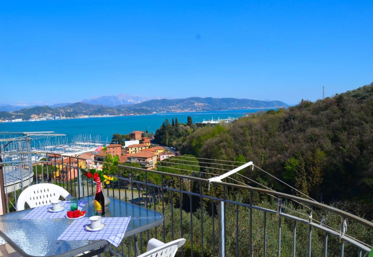 Wonderful Sea View - Terrace And Parking Apartment Фецано Екстериор снимка