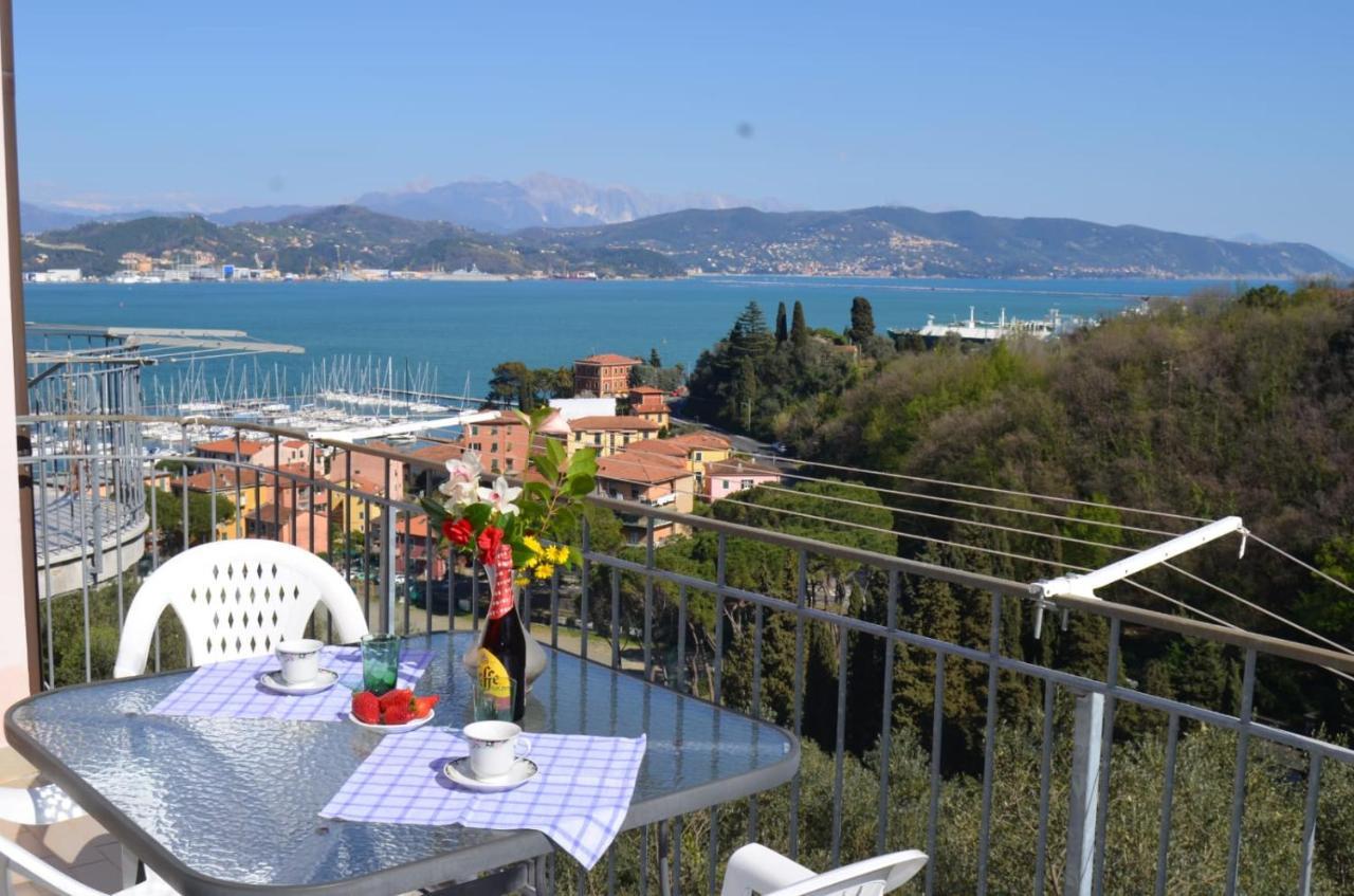 Wonderful Sea View - Terrace And Parking Apartment Фецано Екстериор снимка