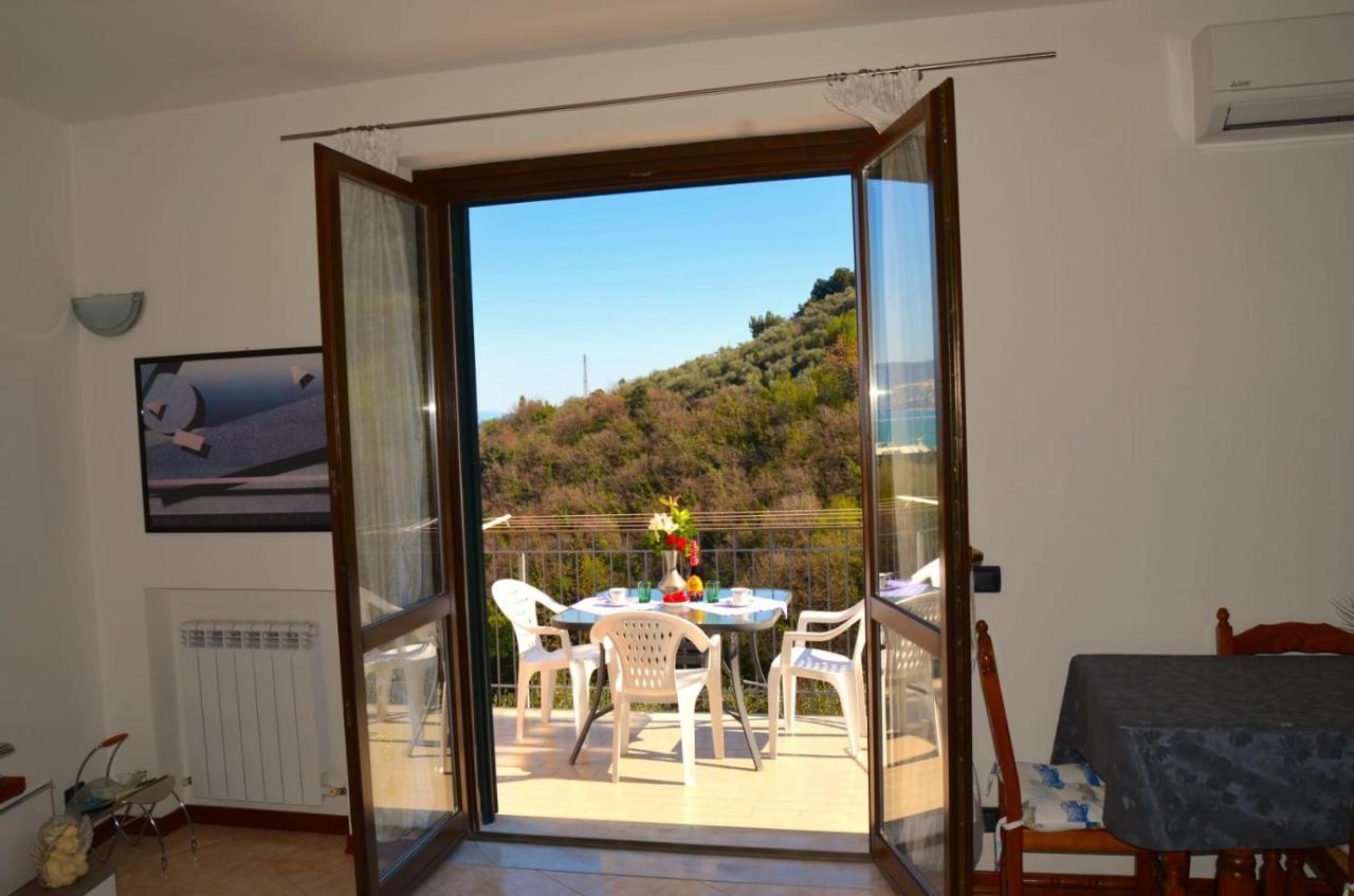 Wonderful Sea View - Terrace And Parking Apartment Фецано Екстериор снимка